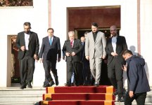  بدرقه حسین عرنوس نخست وزیر سوریه